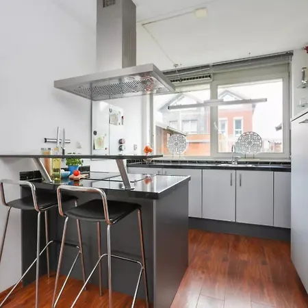Family House Near Amsterdam, Private Parking Appartement Purmerend