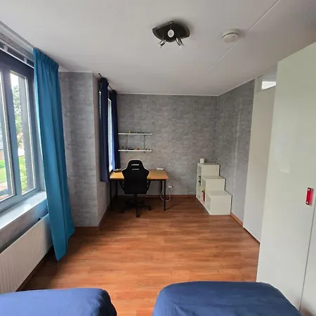 Family House Near Amsterdam, Private Parking *