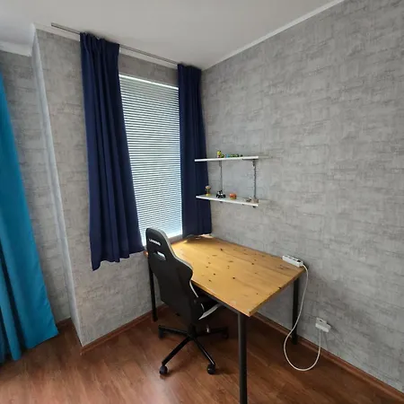 Family House Near Amsterdam, Private Parking Appartement