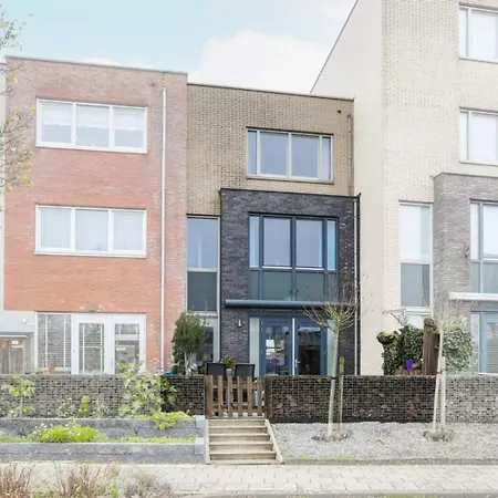 Appartement Family House Near Amsterdam, Private Parking *