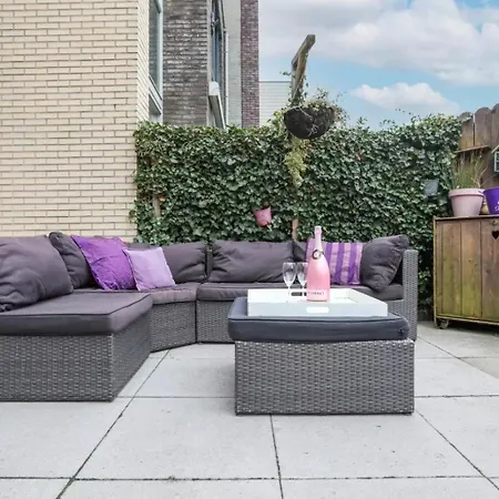 Appartement Family House Near Amsterdam, Private Parking Purmerend